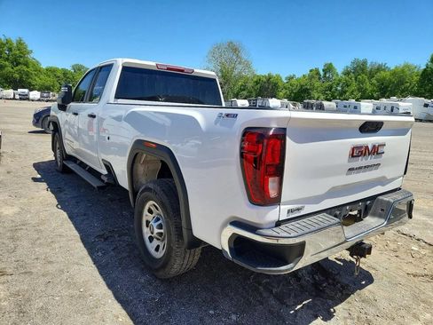 Used 2024 GMC Sierra 3500 Pro w/ Convenience Package AWD/4WD image 3