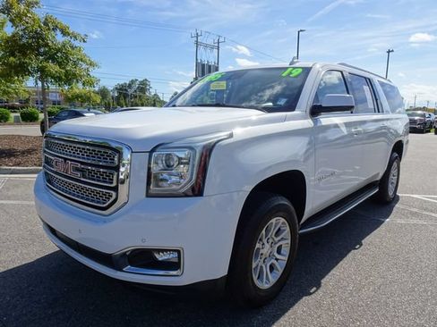 Used 2019 GMC Yukon XL SLT w/ Open Road Package RWD image 8