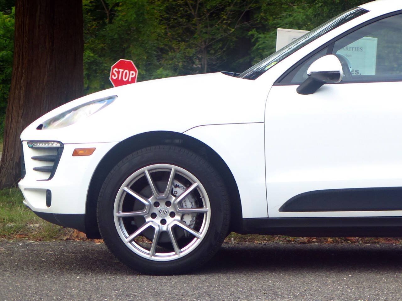 Used 2017 Porsche Macan S AWD/4WD image 31