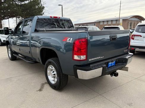 Used 2010 GMC Sierra 2500 SLT w/ SLT Convenience Package image 5