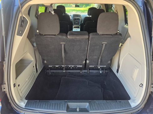 Used 2012 Dodge Grand Caravan Crew w/ Crew Value Pkg FWD image 35