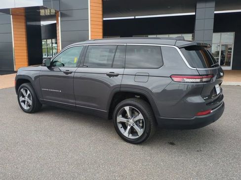 New 2026 Jeep Grand Cherokee L Limited AWD/4WD image 6