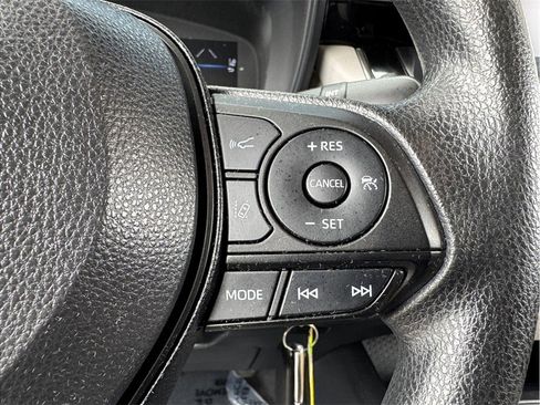Used 2022 Toyota Corolla LE w/ Carpet Mat Package (TMS) image 14