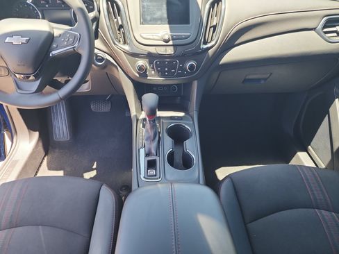 Used 2023 Chevrolet Equinox RS FWD image 15