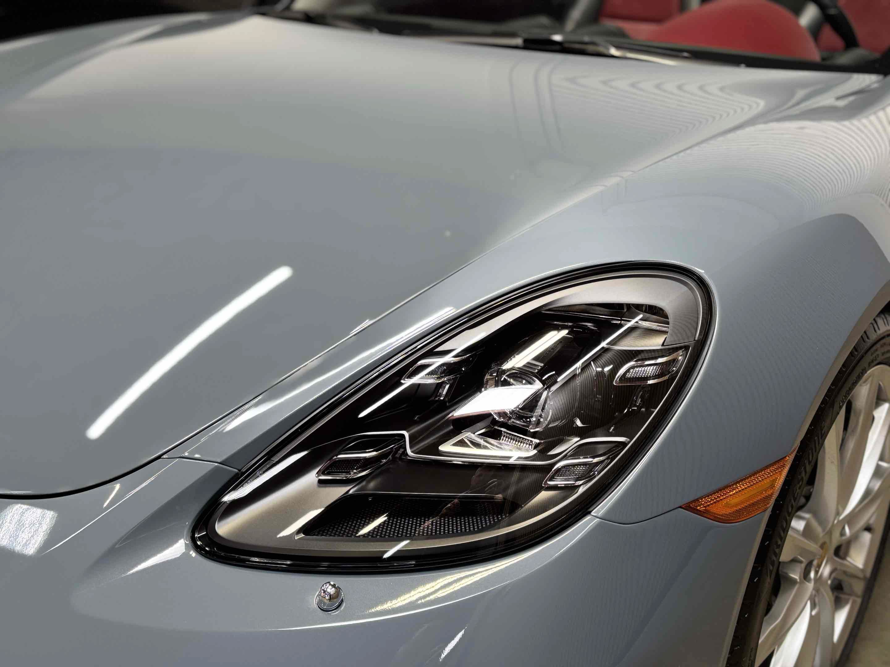 Used 2017 Porsche 718 Boxster RWD image 90