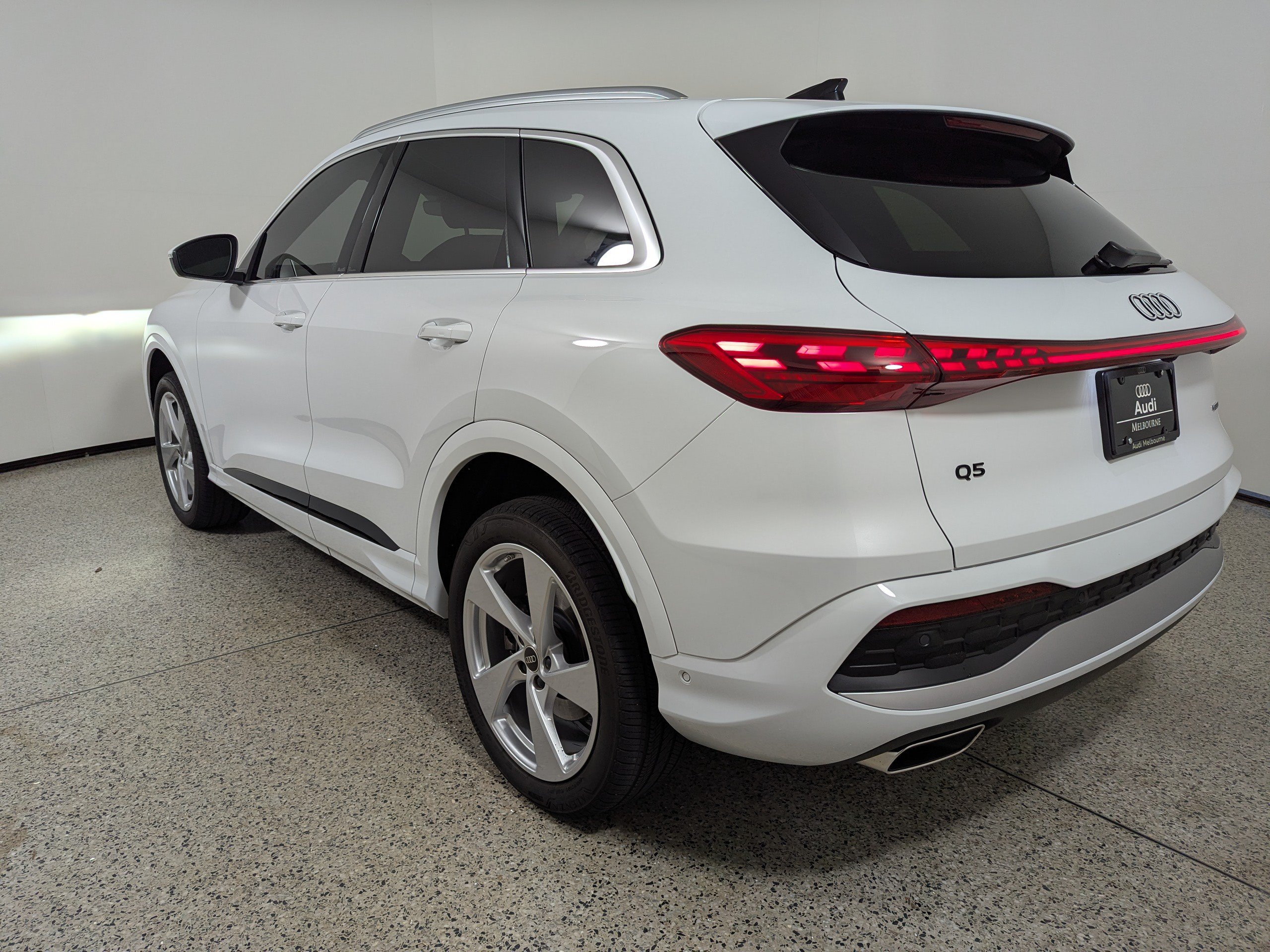 Certified 2025 Audi Q5 Premium w/ Premium Plus AWD/4WD image 5