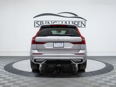 New 2026 Volvo XC60 B5 Plus w/ Climate Package AWD/4WD image 6