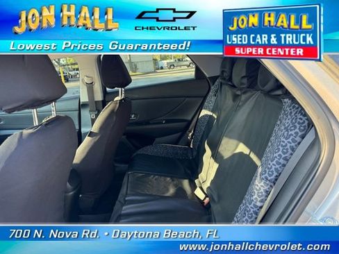 Used 2023 Hyundai Elantra SEL w/ Convenience Package image 18