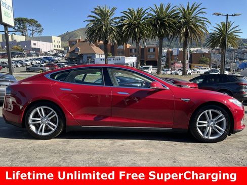 Used 2014 Tesla Model S 85 image 3