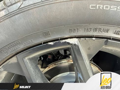 Used 2024 Chevrolet Traverse RS w/ LPO, Floor Liner Package AWD/4WD image 30