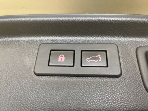 Certified 2022 Subaru Forester Premium image 37