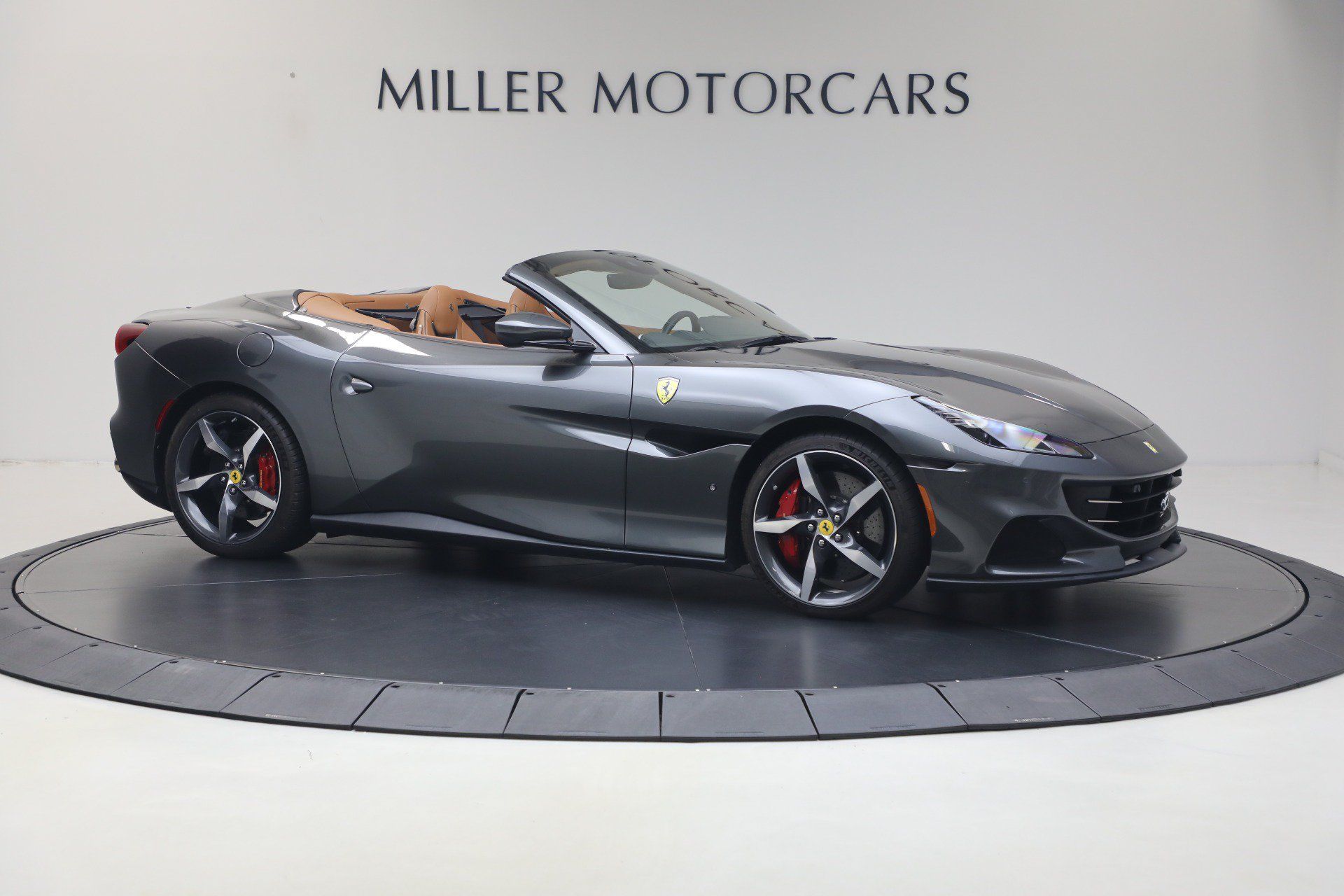 Certified 2022 Ferrari Portofino M RWD image 11