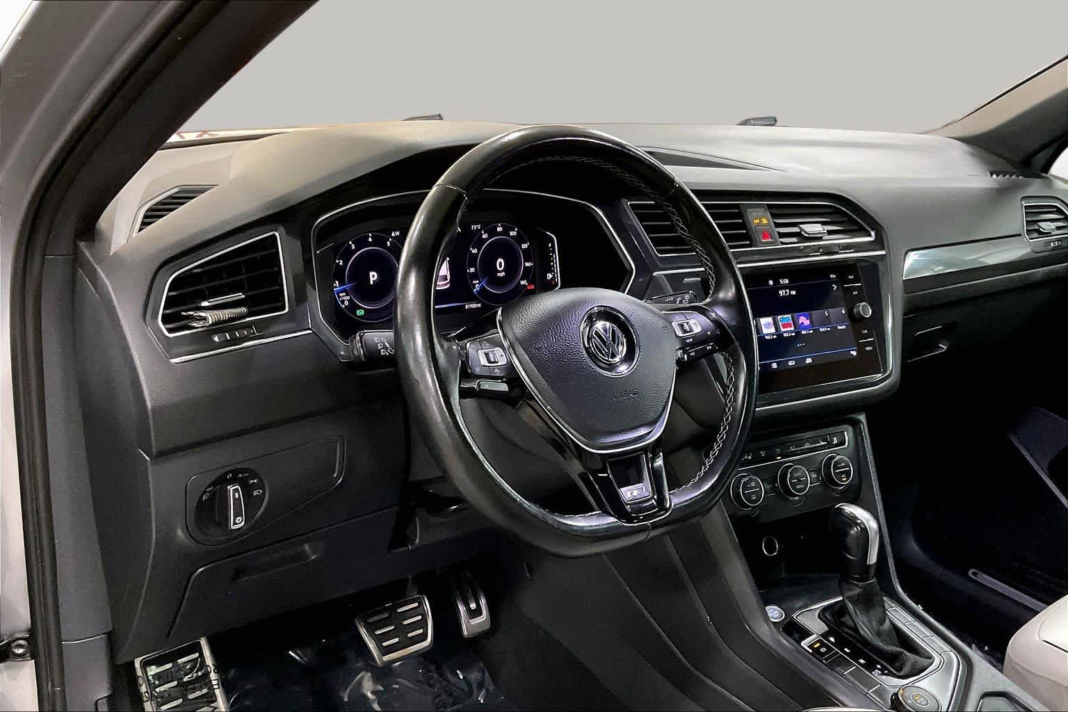 Used 2020 Volkswagen Tiguan SEL Premium R-Line AWD/4WD image 18