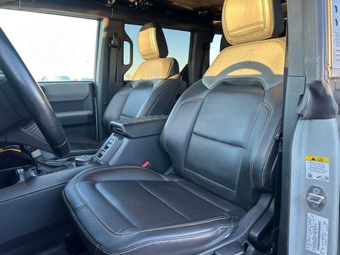 Used 2021 Ford Bronco Badlands w/ Sasquatch Package image 23