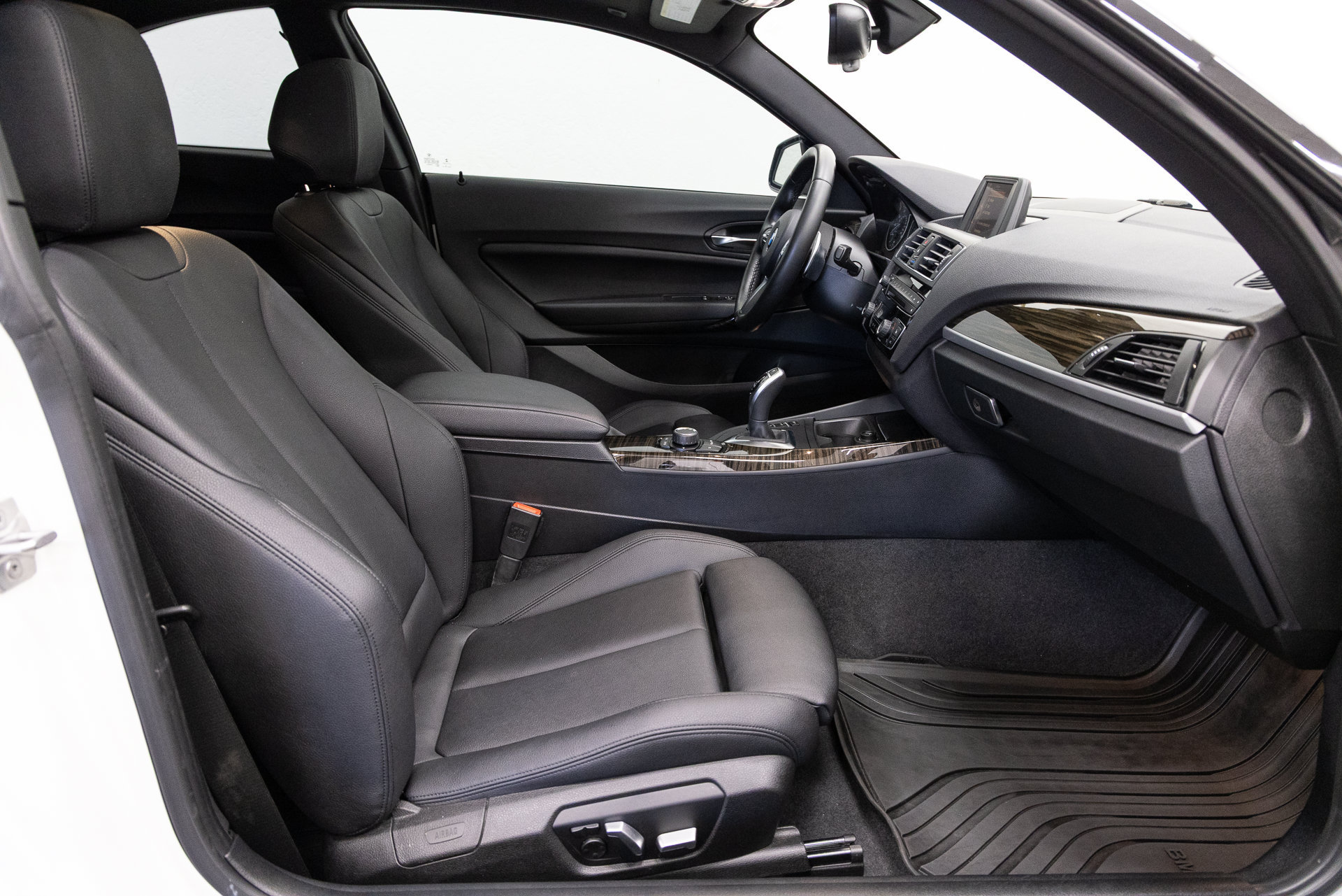 Used 2016 BMW M235i Coupe RWD image 14