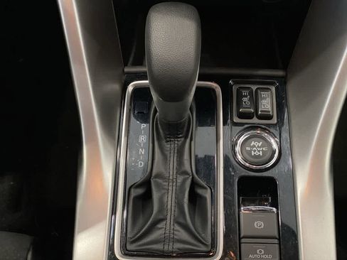 Used 2024 Mitsubishi Eclipse Cross SE image 23