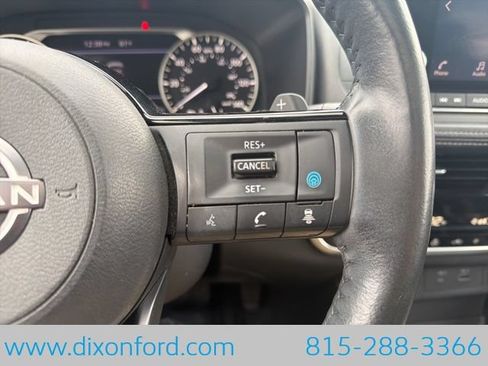Used 2023 Nissan Rogue SL AWD/4WD image 17