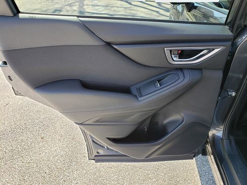 Used 2019 Subaru Forester Premium image 13