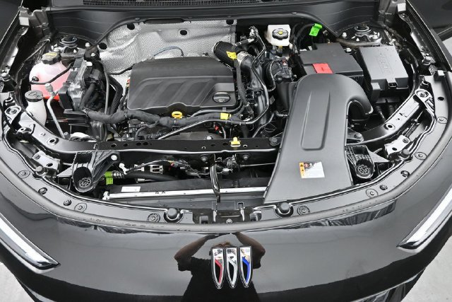 New 2026 Buick Envista Sport Touring w/ Convenience I Package FWD image 35