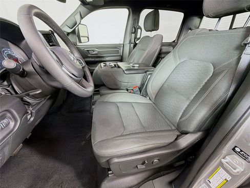 Used 2025 RAM 1500 Big Horn AWD/4WD image 11