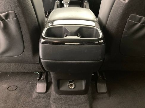 Used 2025 Kia Telluride S AWD/4WD image 17