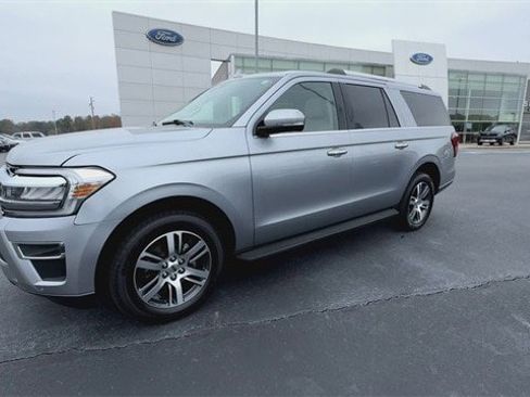 Certified 2024 Ford Expedition Max Limited image 4