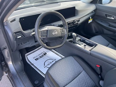 New 2026 Nissan Sentra SV w/ SV Convenience Package FWD image 26