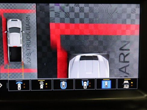 Used 2022 GMC Sierra 3500 Denali w/ Denali Ultimate Package AWD/4WD image 16