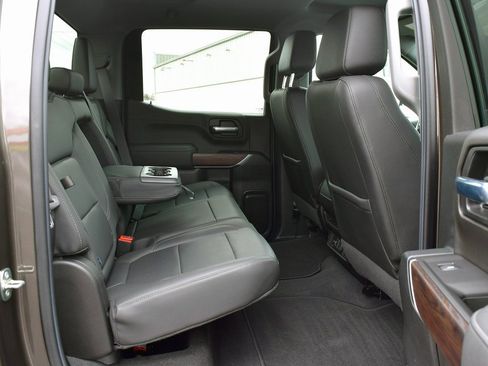 Used 2019 GMC Sierra 1500 SLT image 34