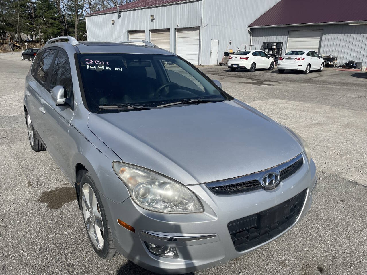 Used 2011 Hyundai Elantra FWD image 7