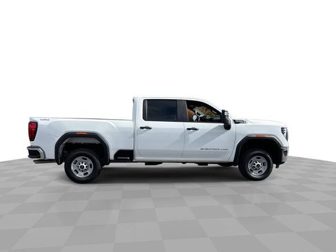Used 2024 GMC Sierra 2500 Pro w/ Convenience Package image 2