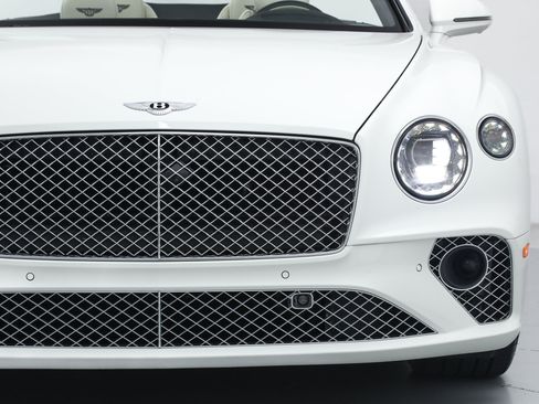 Used 2022 Bentley Continental GT AWD/4WD image 11