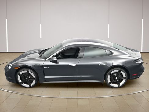 New 2025 Porsche Taycan RWD image 34