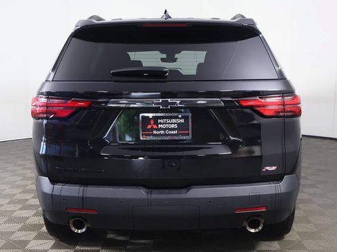 Used 2023 Chevrolet Traverse RS AWD/4WD image 16