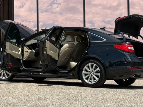 Used 2017 Hyundai Sonata Limited w/ Ultimate Package 04 FWD image 29