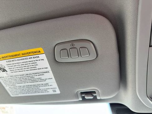 Used 2022 Ford Explorer Limited w/ Hybrid Equipment Group 310A AWD/4WD image 40