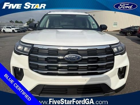 Used 2025 Ford Explorer Active w/ Active Comfort Package RWD image 8