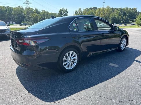 Used 2024 Toyota Camry LE FWD image 5