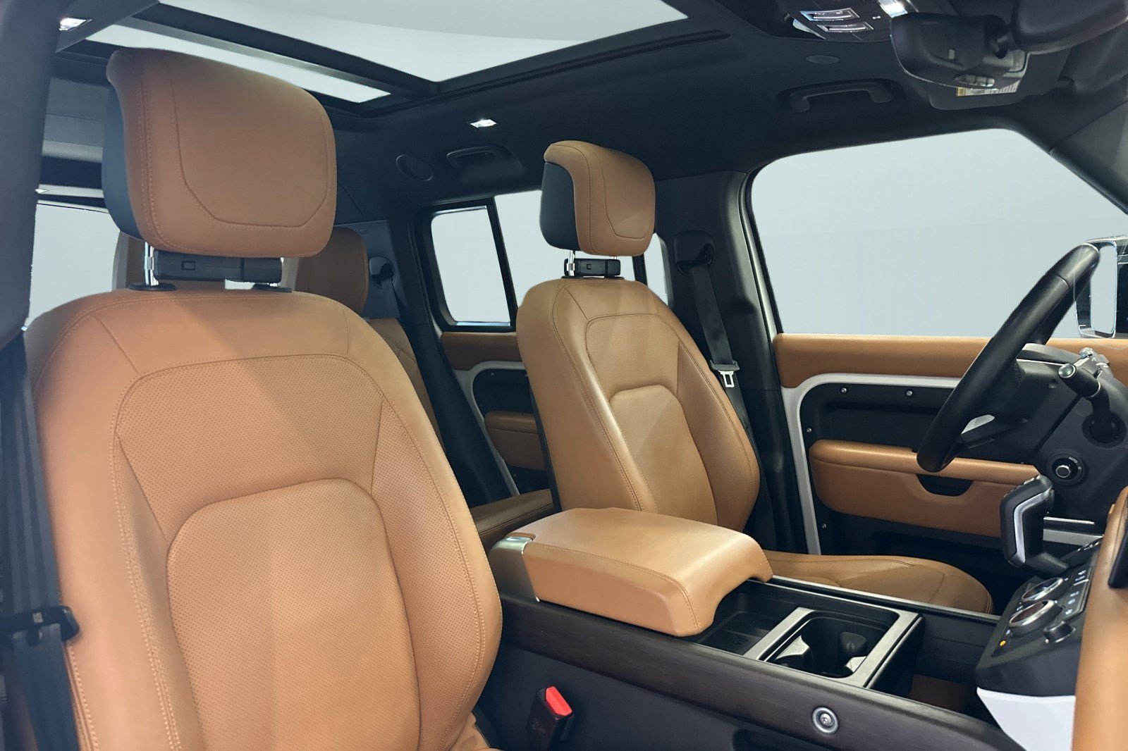Used 2024 Land Rover Defender 130 S AWD/4WD image 28