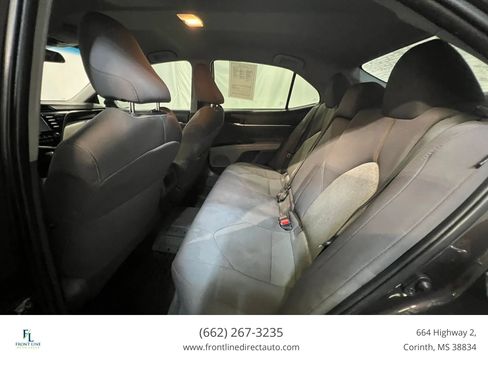 Used 2020 Toyota Camry LE FWD image 21