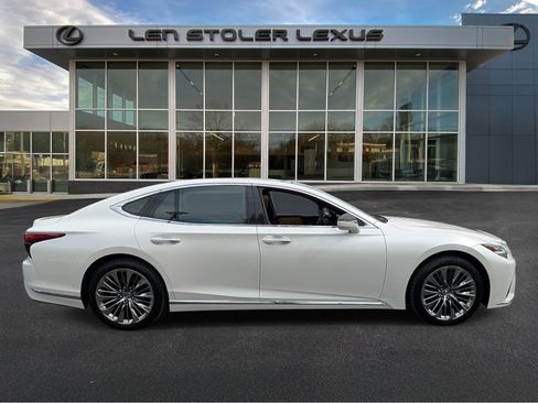 Certified 2022 Lexus LS 500 AWD w/ Luxury Package image 2