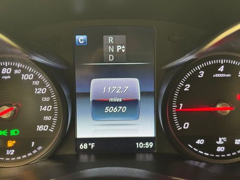 Used 2017 Mercedes-Benz C 300 4MATIC Sedan image 32