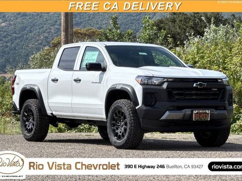 New 2026 Chevrolet Colorado Trail Boss AWD/4WD image 1