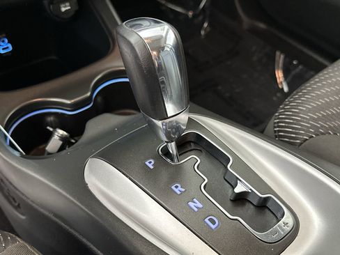 Used 2017 Dodge Journey SE image 19