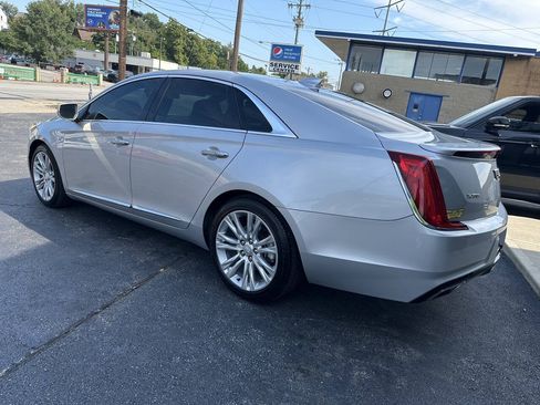 Used 2018 Cadillac XTS Luxury FWD image 3