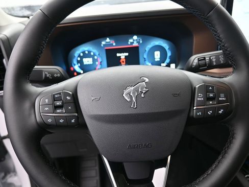 New 2025 Ford Bronco Sport Outer Banks w/ Outer Banks Tech Package+ AWD/4WD image 21