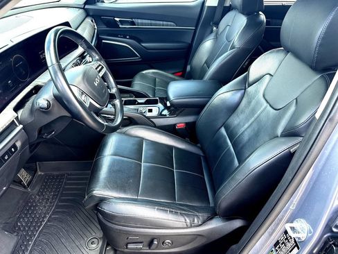 Used 2024 Kia Telluride SX FWD image 12