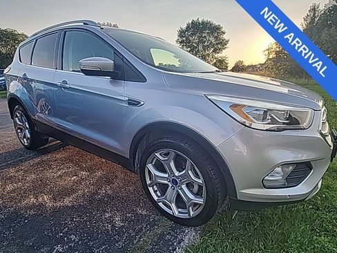 Used 2017 Ford Escape Titanium w/ Equipment Group 301A FWD image 1