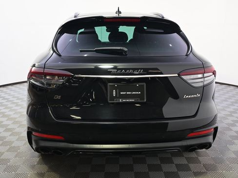 Used 2021 Maserati Levante GranSport image 5