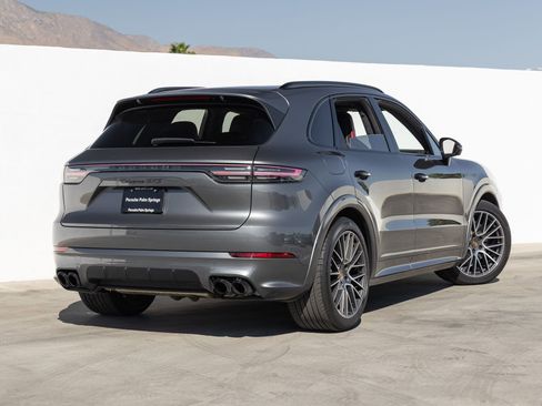 Certified 2021 Porsche Cayenne GTS image 7